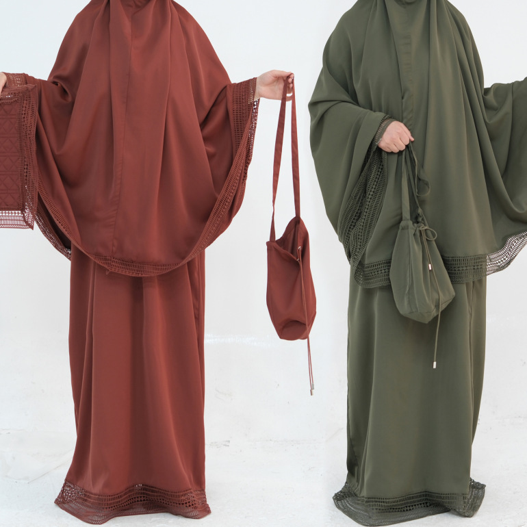 Setelan Muslimah 4 Potong Rok  - Women Bags Dubai ulasan dan harga