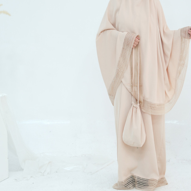Setelan Muslimah 4 Potong Rok  - Women Bags Dubai ulasan dan harga