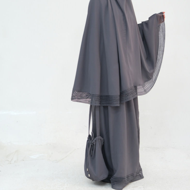 Setelan Muslimah 4 Potong Rok  - Women Bags Dubai ulasan dan harga