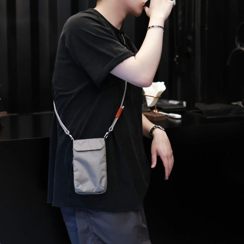 Tas Selempang Pria Slim Fit, T - Phone Bag Crossbody ulasan dan harga