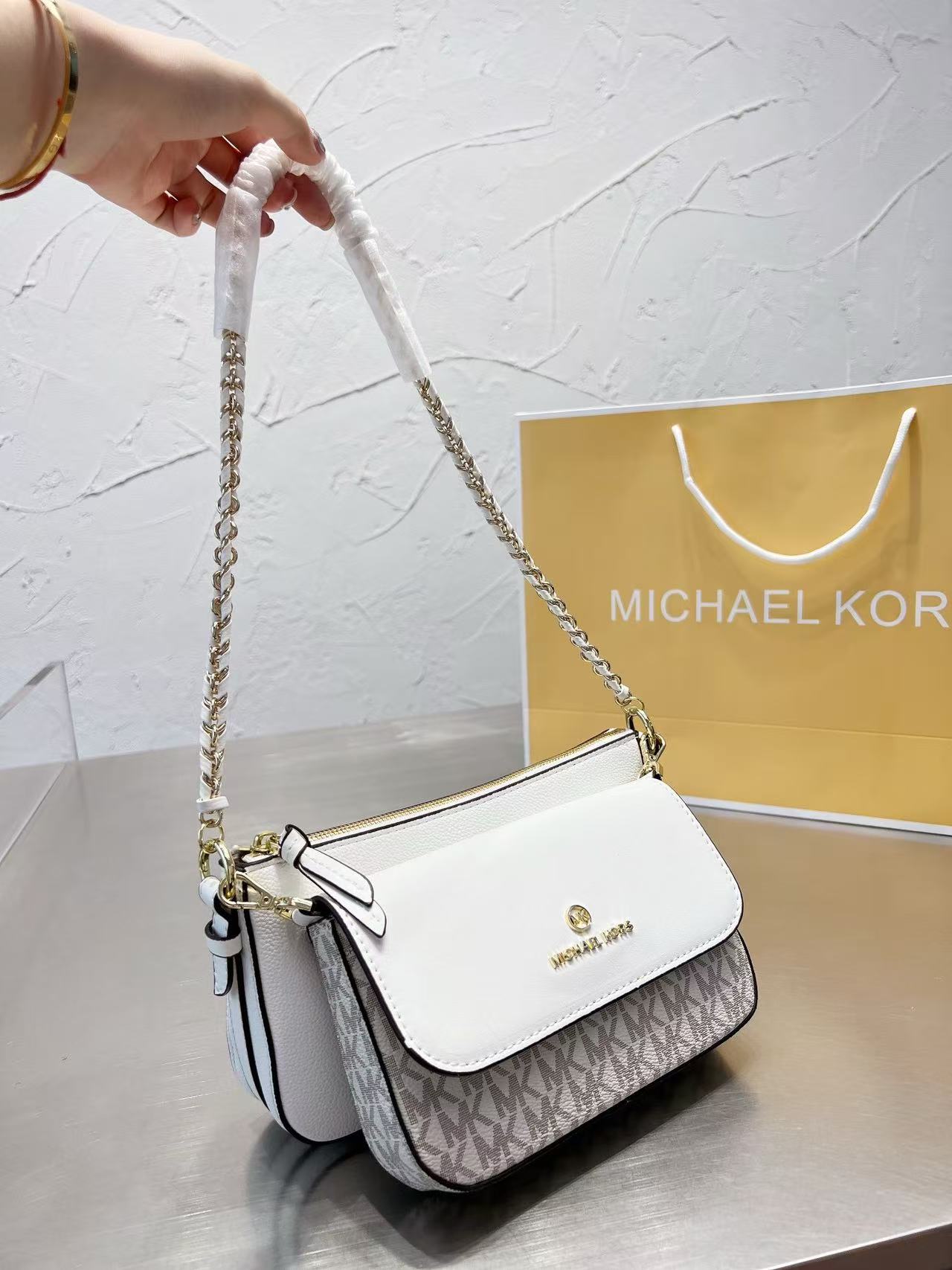 Tas bahu dan selempang wanita  - Women'S Bags Michael Kors ulasan dan harga